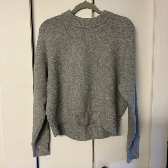 Grey H&M Sweater - Picture 1 of 2